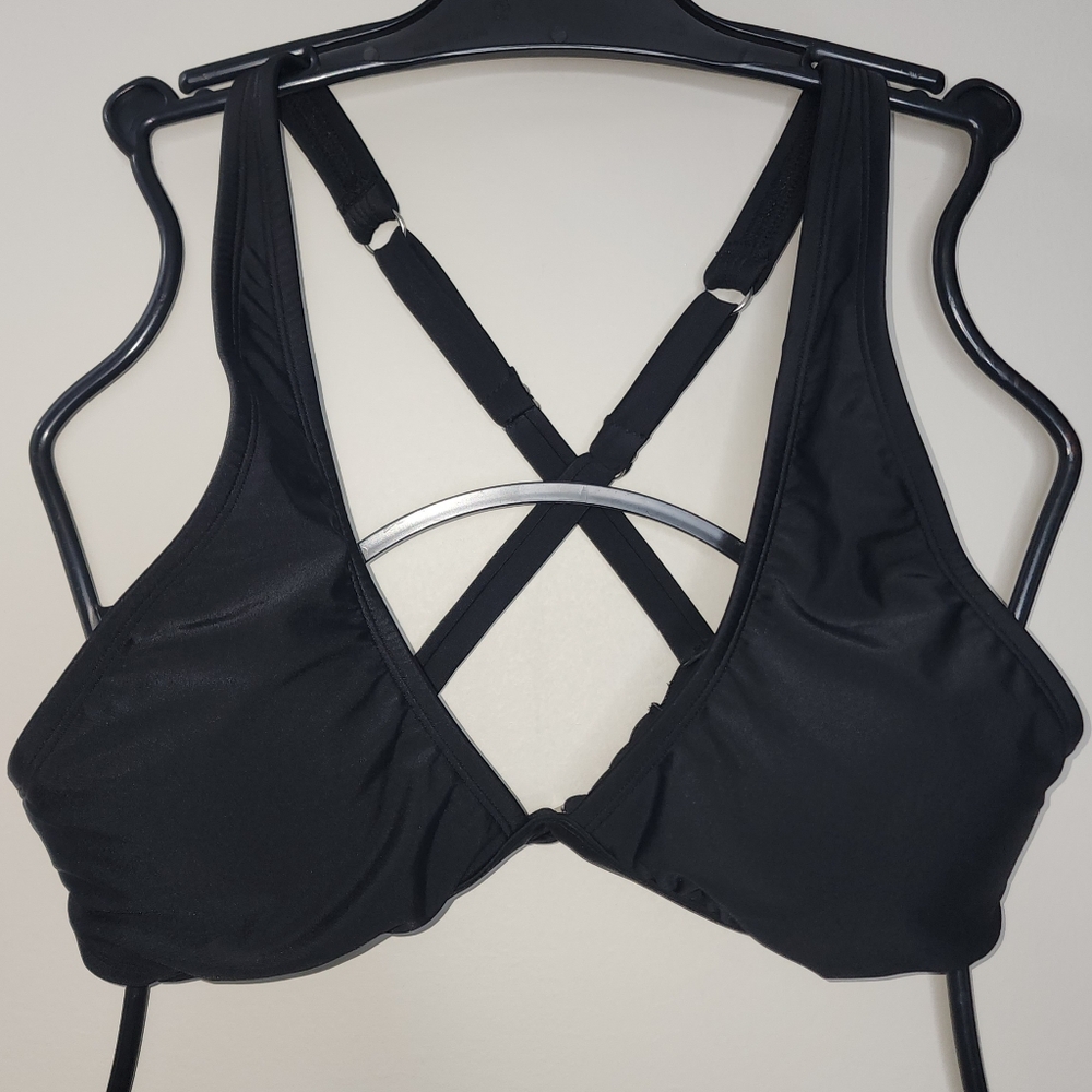 Adore Me Black‎ Strappy Bikini Top M